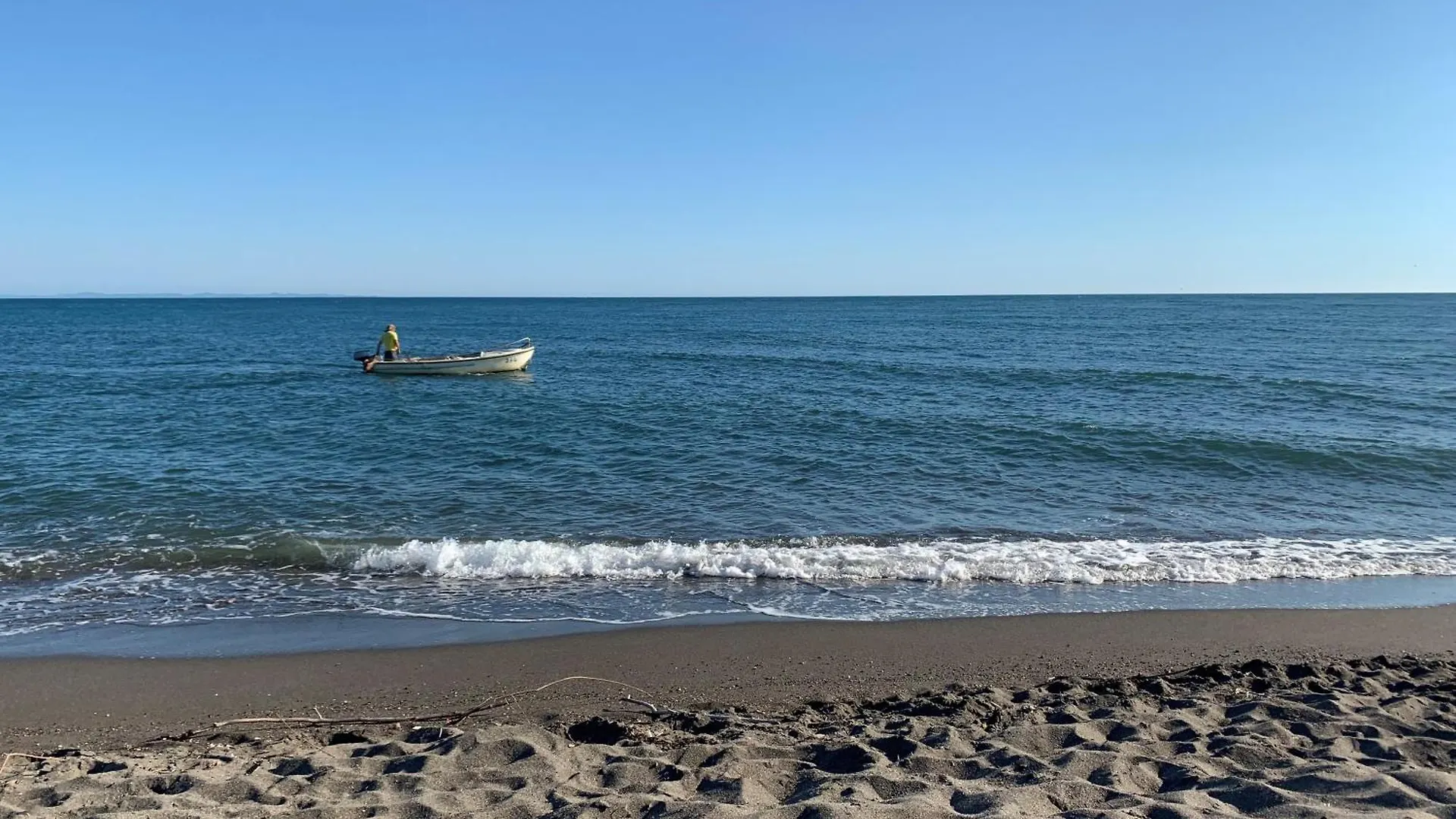 Velipoja Sea House Villa